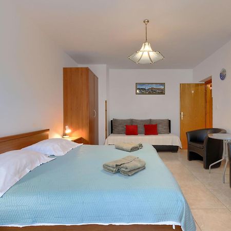 Apartment Alba - Roj157 By Interhome Rovinj Exterior photo